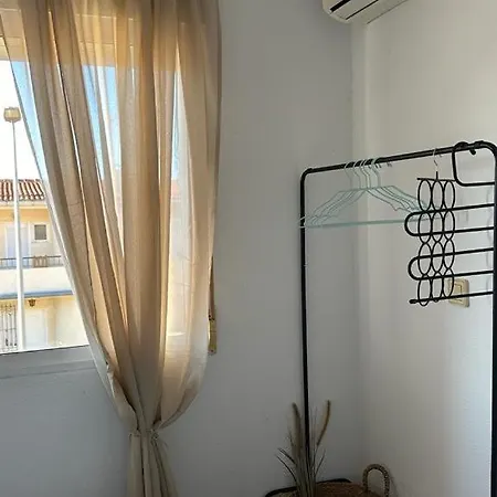 Playa De Los Naufragos Cozy Apartment With Pool Torrevieja Exterior photo